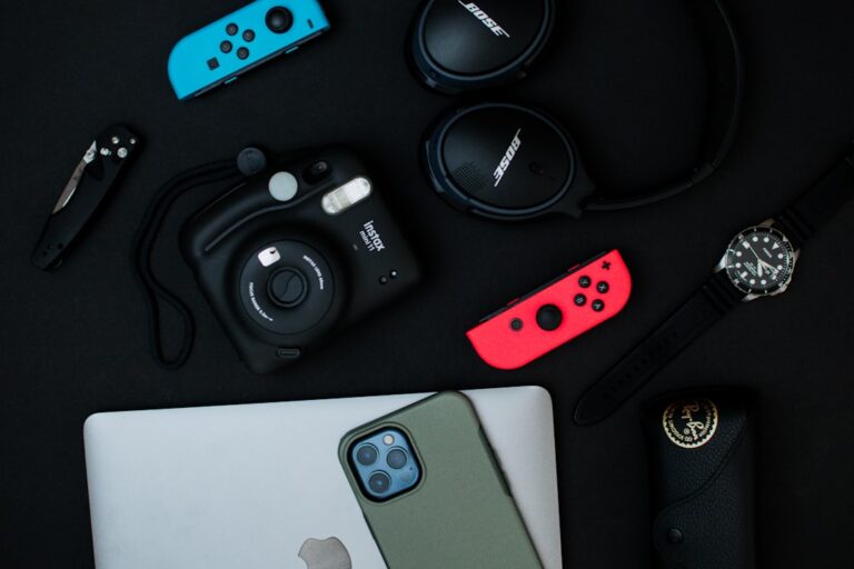 How Smart Gadgets Are Revolutionizing Everyday Life