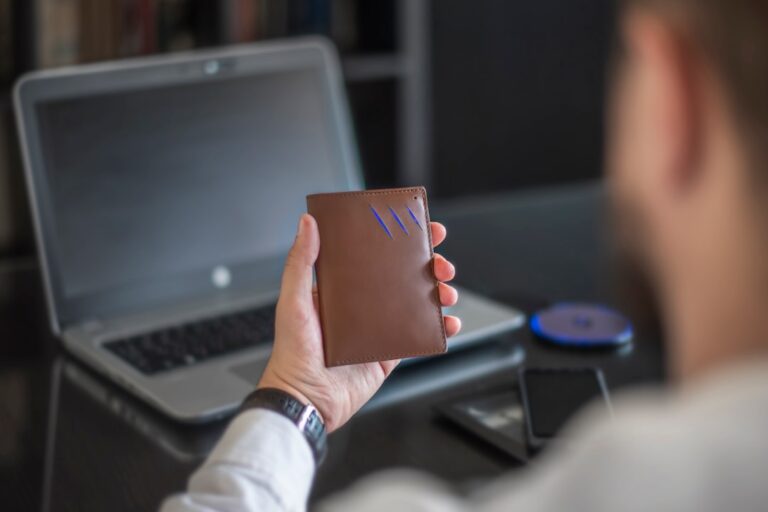 Exploring the Benefits of Investing in Smart Gadgets Now