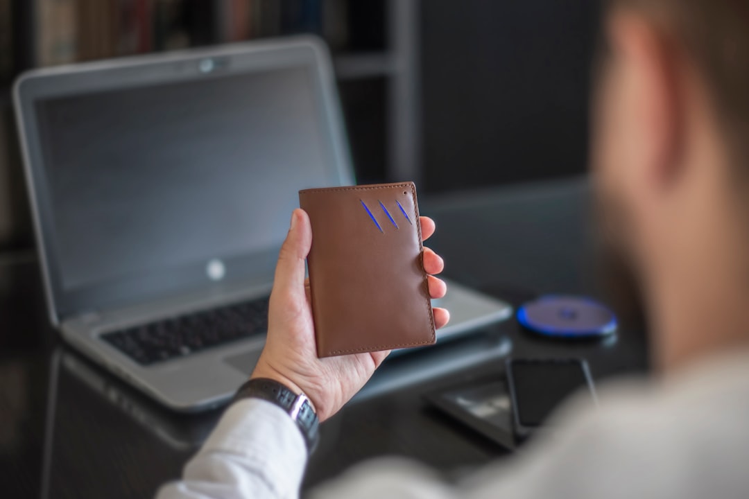 Exploring the Benefits of Investing in Smart Gadgets Now Exploring the Benefits of Investing in Smart Gadgets Now